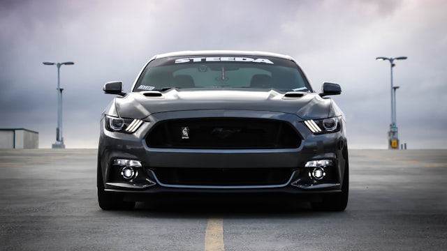 Corporate Fleet Management: Company Vehicles Under Control — Fletaro