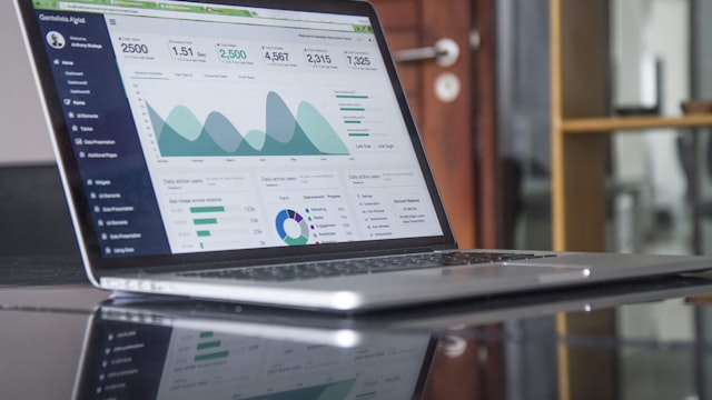 5 Señales de que Necesitas Software de Gestión de Flotas — Fletaro